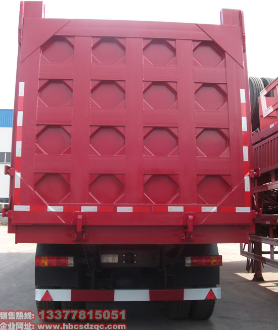 ������ж