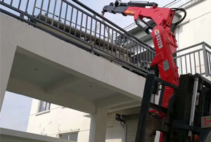 6����܇��_6����܇�w�۵��DƬ